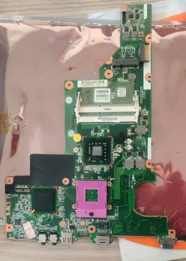 HP Compaq 630 Motherboard 646668-001 -39E